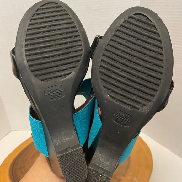 The FLEXX Colorblock Heels - Picture 12 of 12